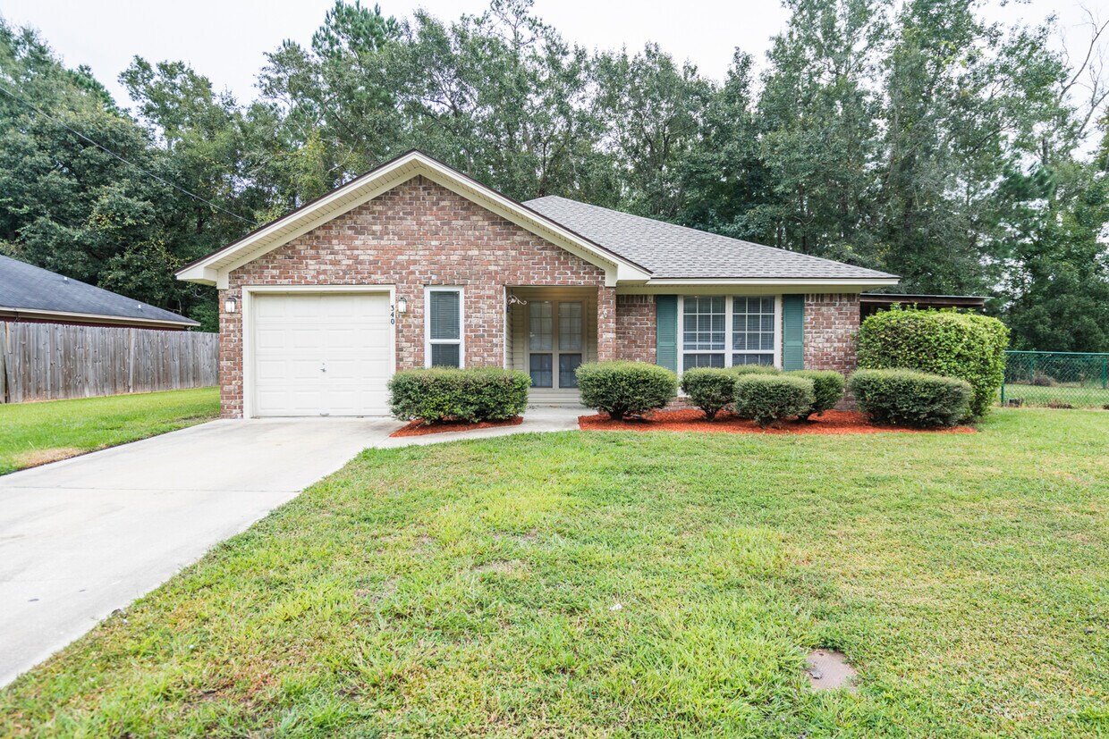 340 Clark St, Richmond Hill, GA 31324 House for Rent in Richmond Hill