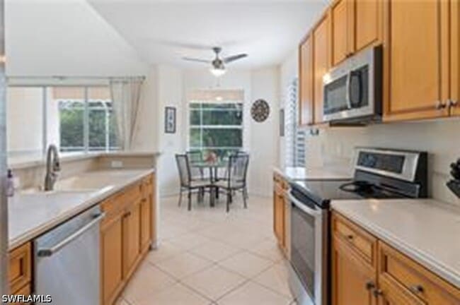 Foto del edificio - 14478 Sterling Oaks Dr