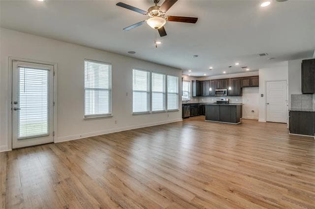 Foto del edificio - 3716 Prague Mews