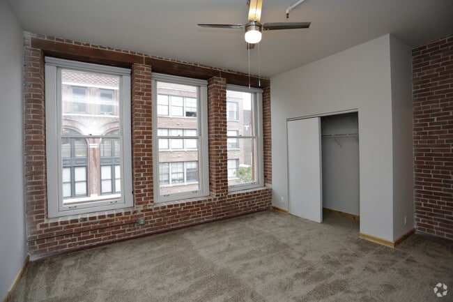 2 habitaciones Askew - The Landings at River Market Loft & Apartment Homes