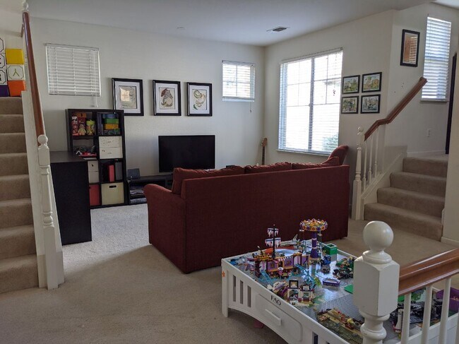 Building Photo - 4425 Laird Cir