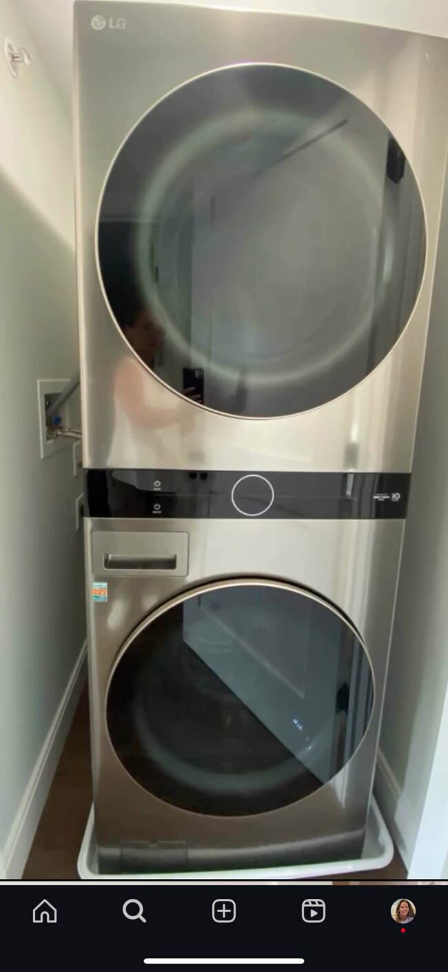 Washer and Dryer in unit - 35 Hunnewell Ave
