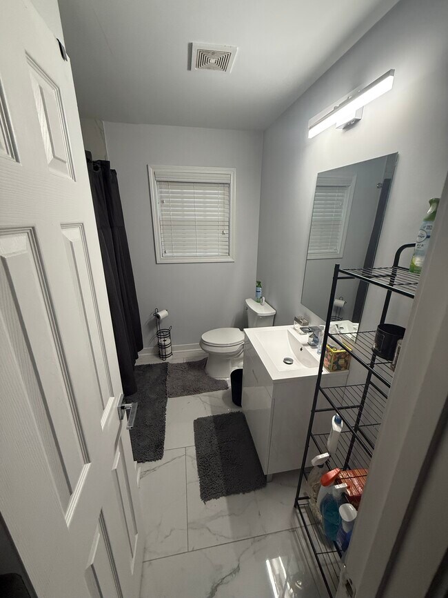 Foto del edificio - 1575 Kenmore St SW