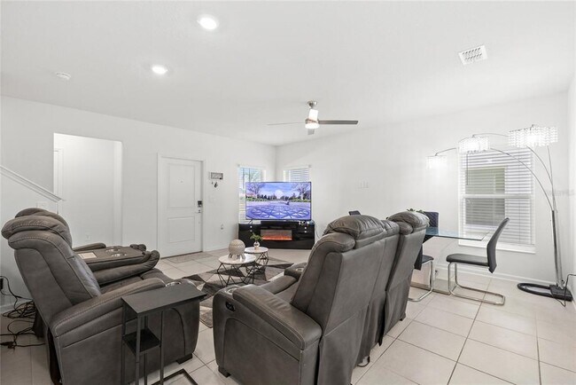 Building Photo - 5790 Meditation Dr