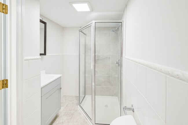 Foto del edificio - 10 N Passaic Ave