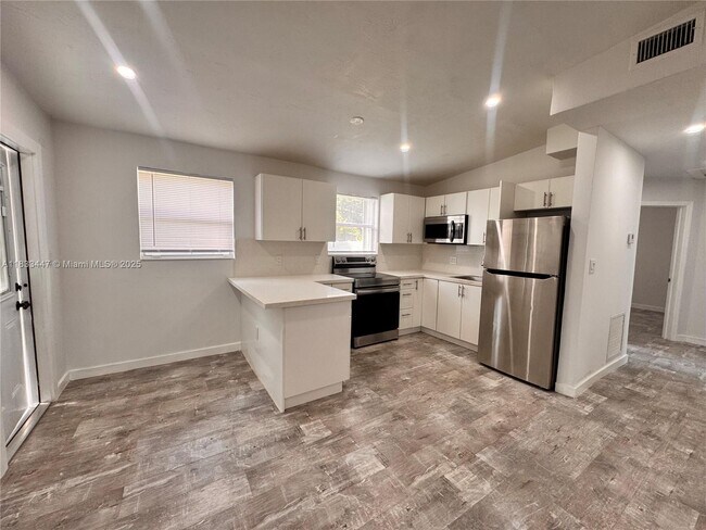 Foto del edificio - 3501 SW 41st St
