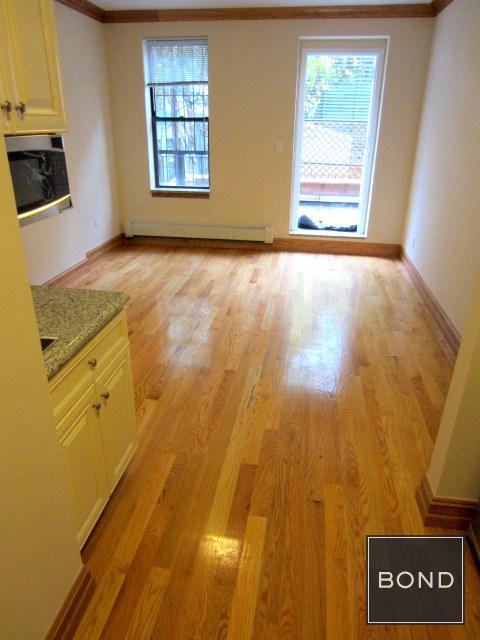 Primary Photo - 1450 1st Avenue
