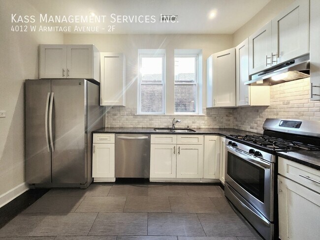 Foto del edificio - 4012 W Armitage Ave