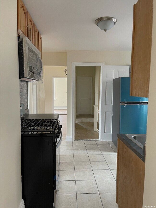 Foto del edificio - 145-33 Arlington Terrace