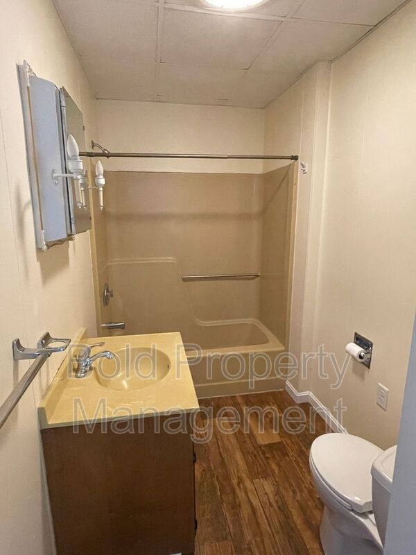 253 S Tulpehocken St Unit 2, Pine Grove, PA 17963 Condo for Rent in