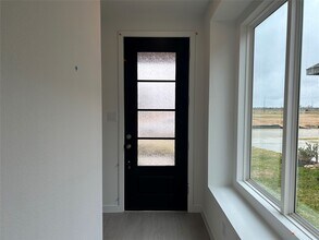 Building Photo - 29022 Bison Hvn Dr