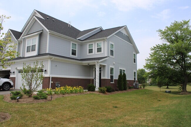 Building Photo - 12638 S Talbot Cir