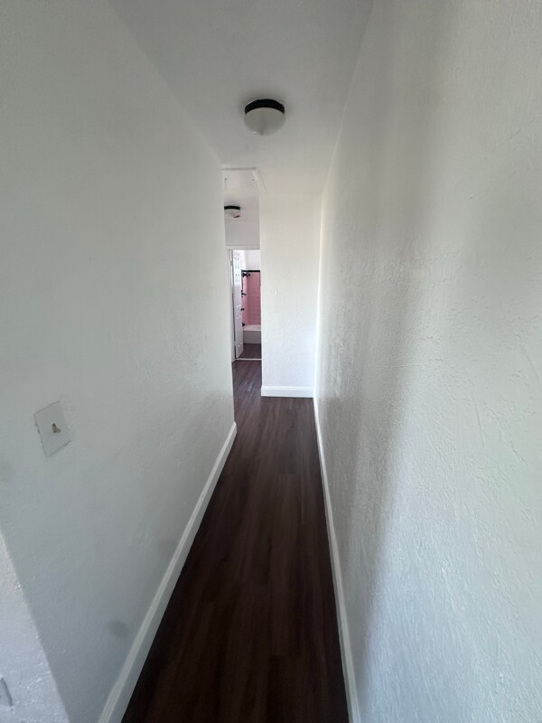 Foto del edificio - 580 NW 64th St