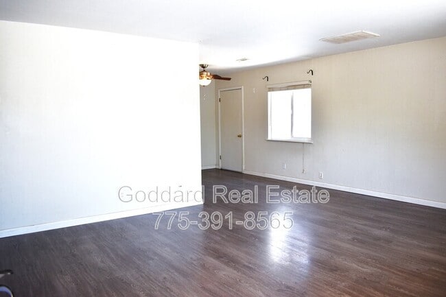 Building Photo - 440 K St