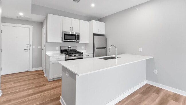 Building Photo - 475 Communipaw Ave