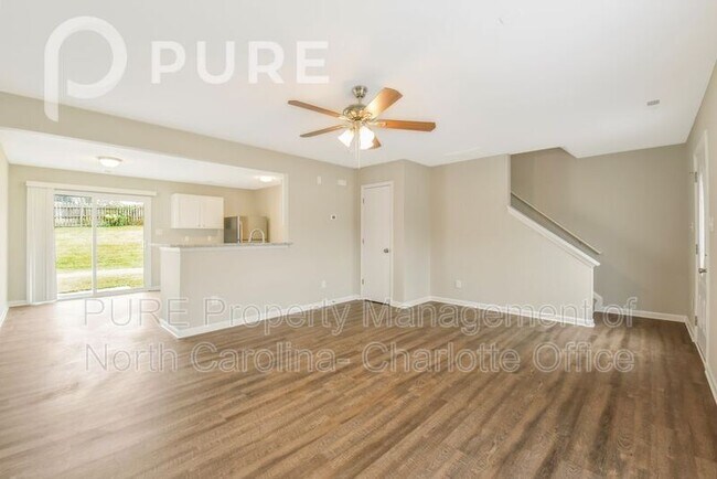 Building Photo - 2019 Pimpernel Rd