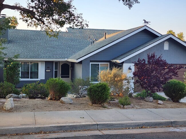 Building Photo - 1115 Caddie Ln