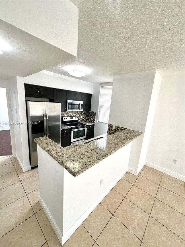 Foto del edificio - 215 SW 42nd Ave