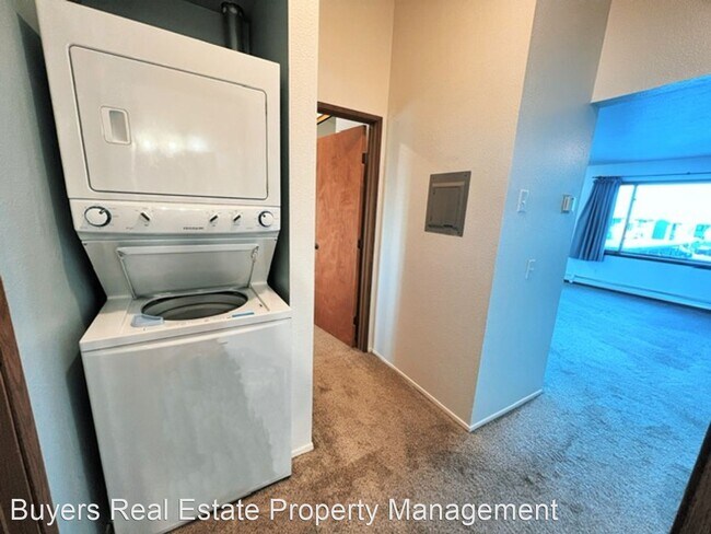 Building Photo - 2 br, 1 bath House - 251 McCarrey Street A...