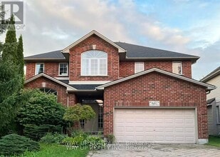 Building Photo - 401 Kingbird Ct