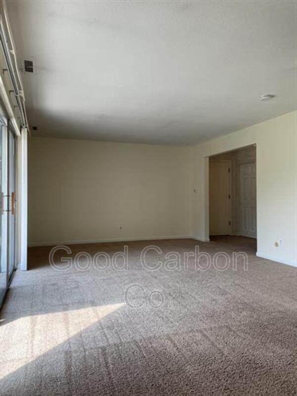 2697 Baseline Rd Unit 102 2 Bedroom, Grand Island, NY 14072 Condo