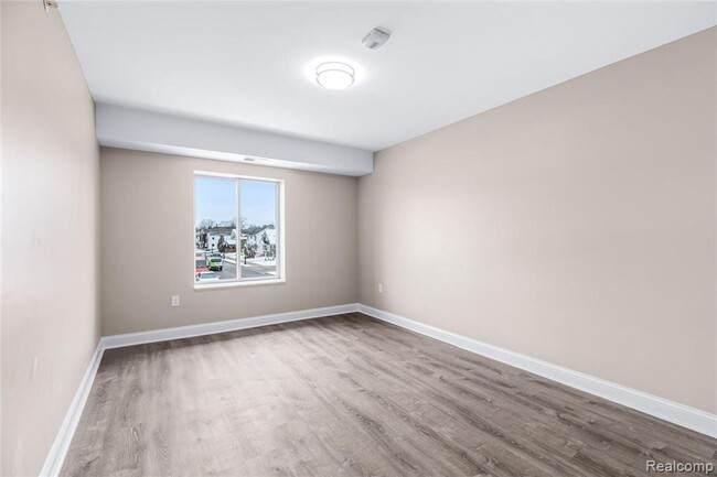 Building Photo - Brand new Rochester apartment close to dow...