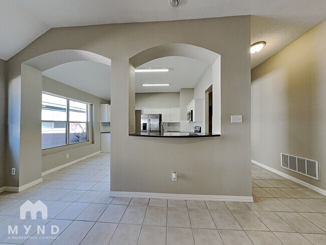 Foto del edificio - 6801 Amberdale Dr