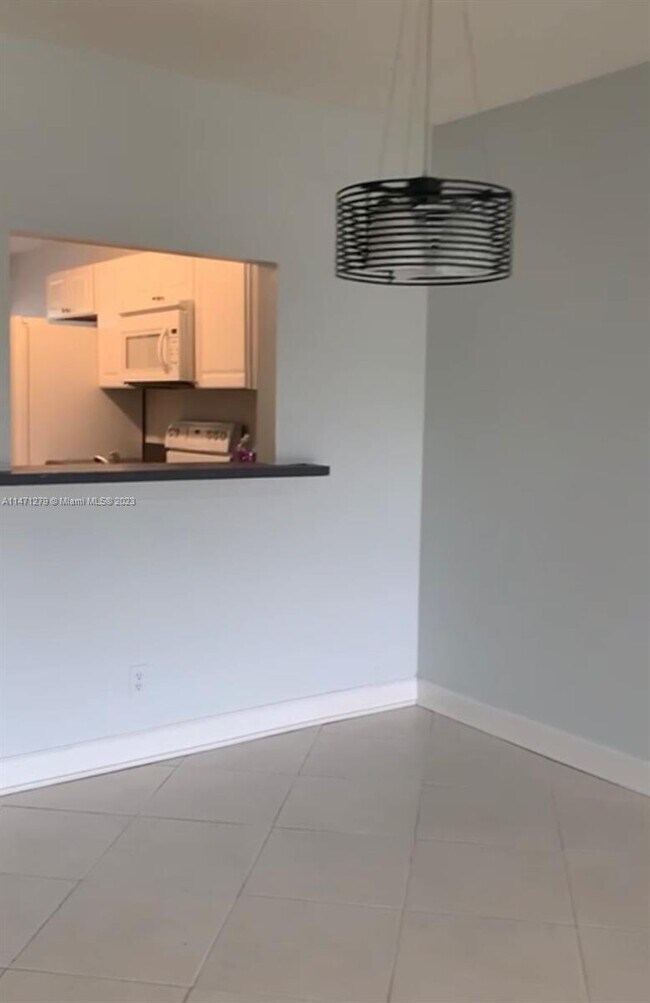Foto del edificio - 2906 SW 21st Terrace