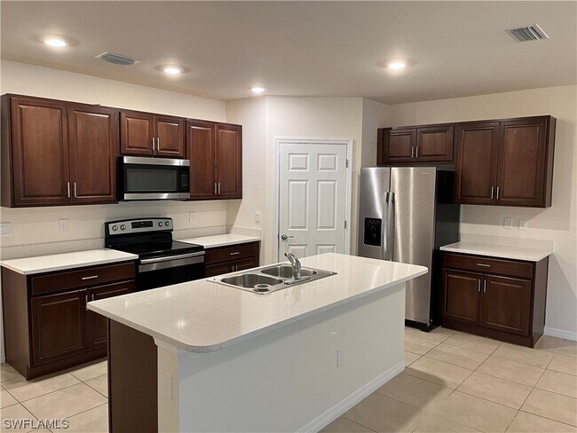 Foto del edificio - 1434 NW 1st Terrace