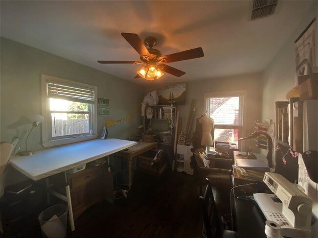 Foto del edificio - 3801 Avenue G