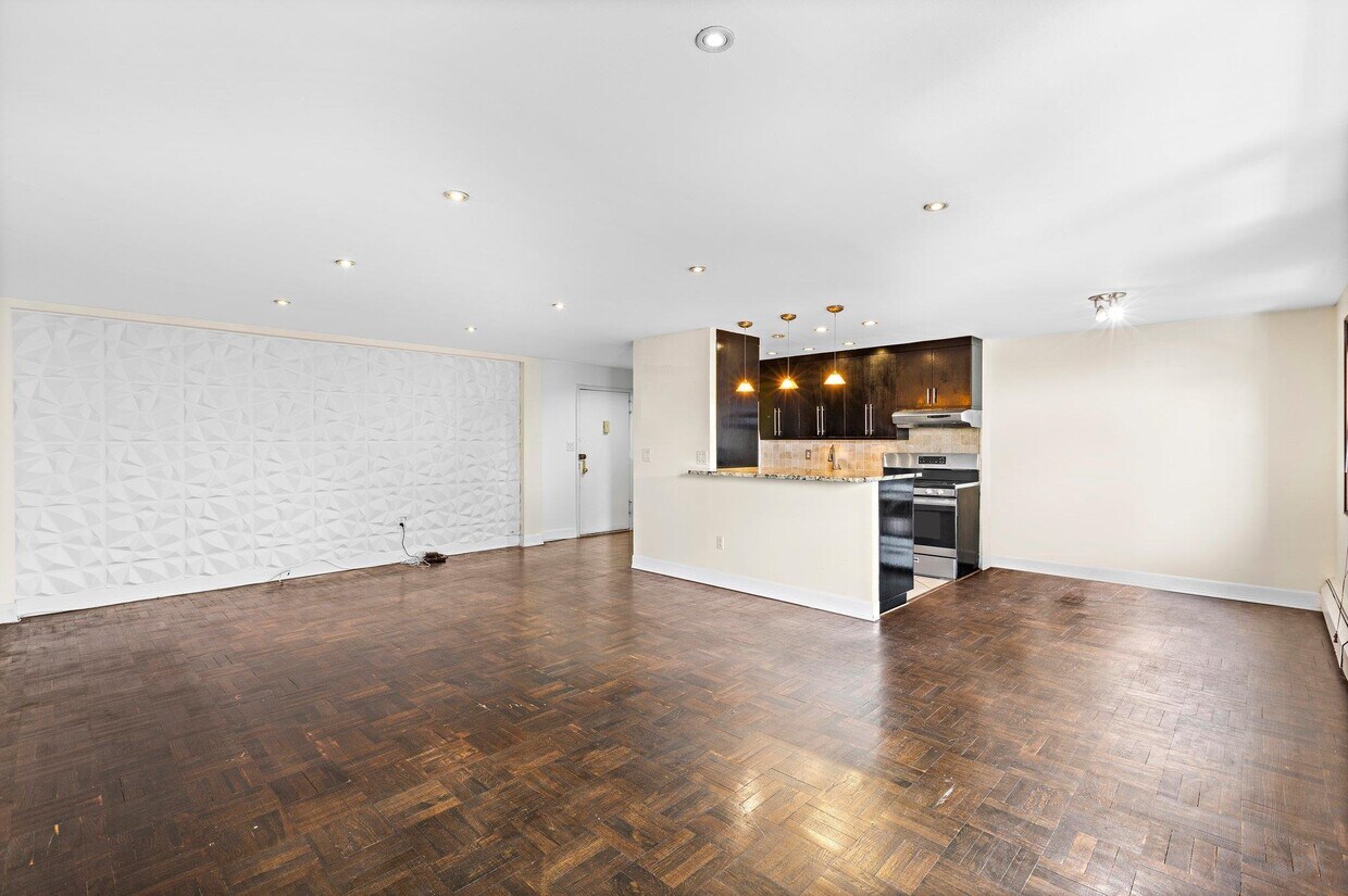 Foto principal - 6010 Boulevard E