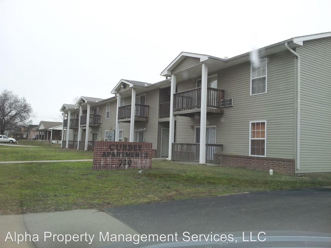 720 E Culton St Unit Apt E, Warrensburg, MO 64093 Condo for Rent in