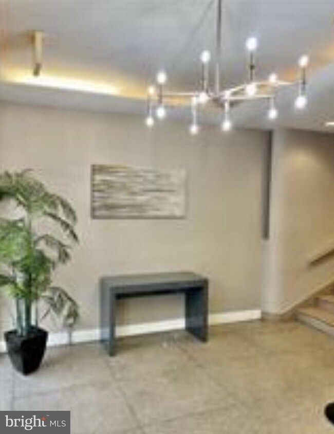 Foto del edificio - 738 Longfellow St NW