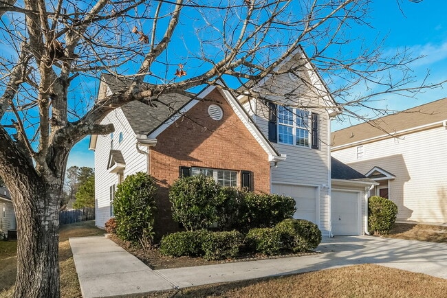 Building Photo - 2485 Oakland Spring Dr