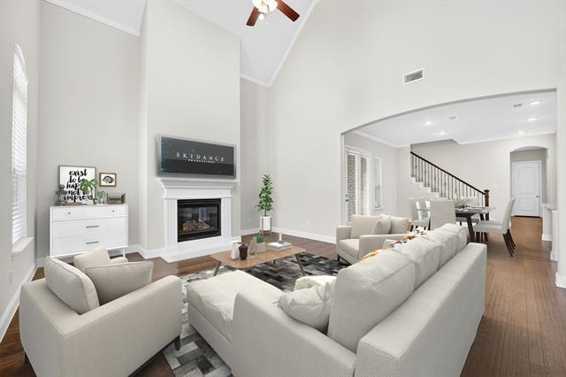 Foto del edificio - 12749 Friar St