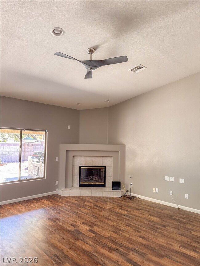 Building Photo - 1286 Autumn Wind Way