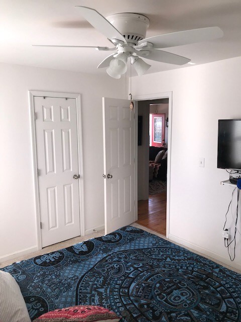 Foto del edificio - 1501 Stone Gate Ln SE