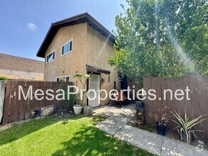Building Photo - 1749 E Fairfield Ct
