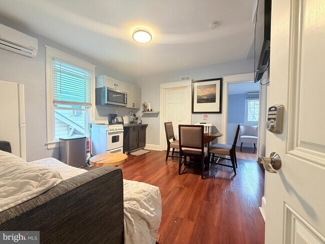 Foto del edificio - 3119 South Dakota Ave NE