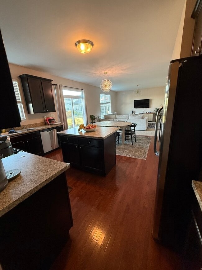Building Photo - 2572 Retreat Cir
