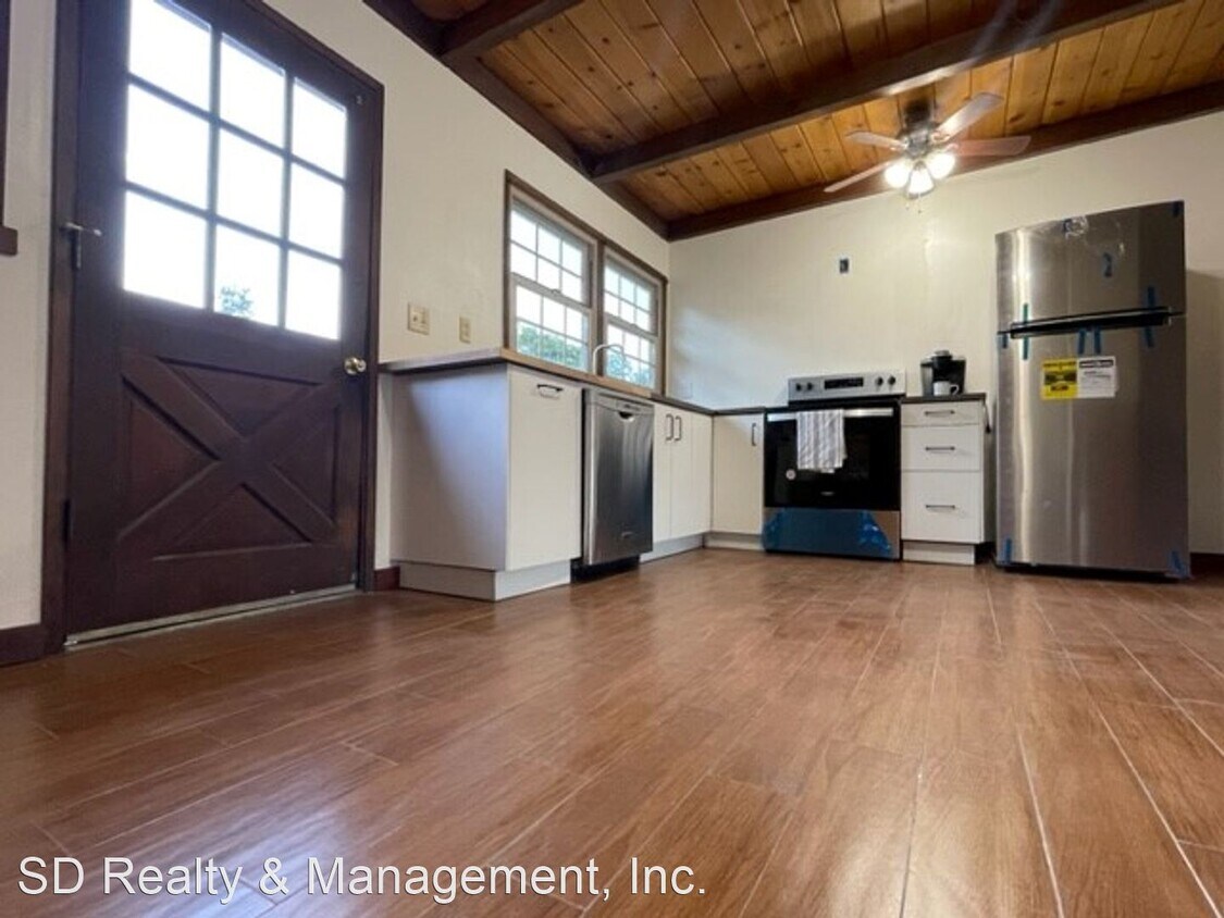 Primary Photo - 2 br, 1 bath House - 11530 POSTHILL PLACE ...