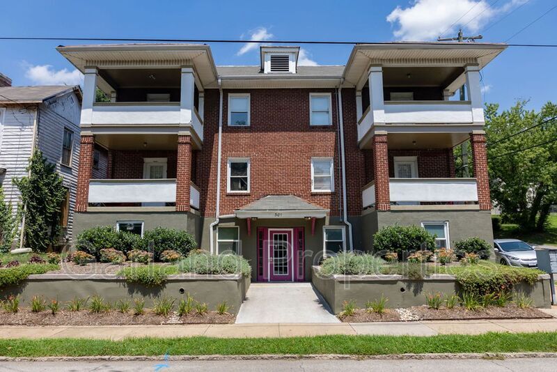 301 Gilmer Ave NW Unit NW 301, Roanoke, VA 24016 Condo for Rent in