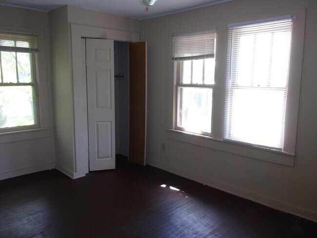Foto del edificio - 2 Bedroom Apartment