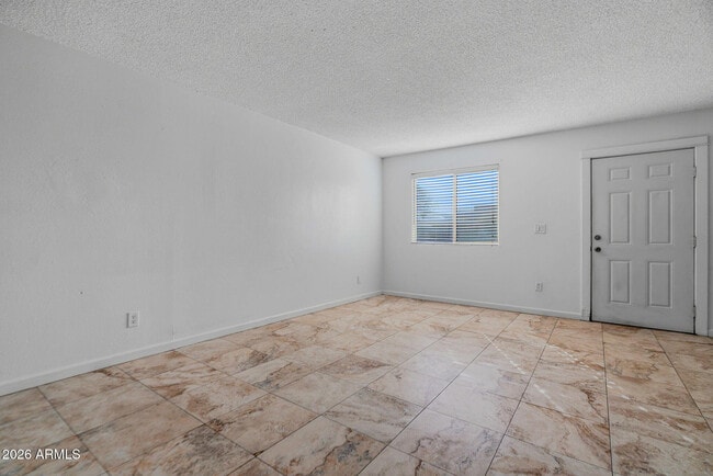 Building Photo - 6627 N 27th Ave