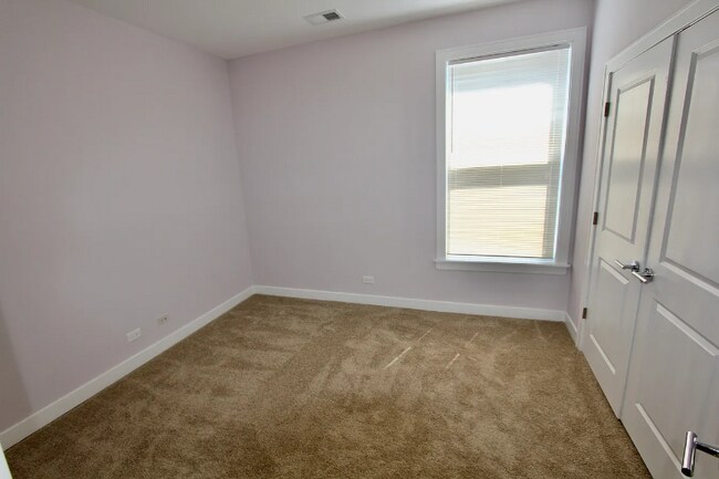 Photo - 7940 S Green St Apartment