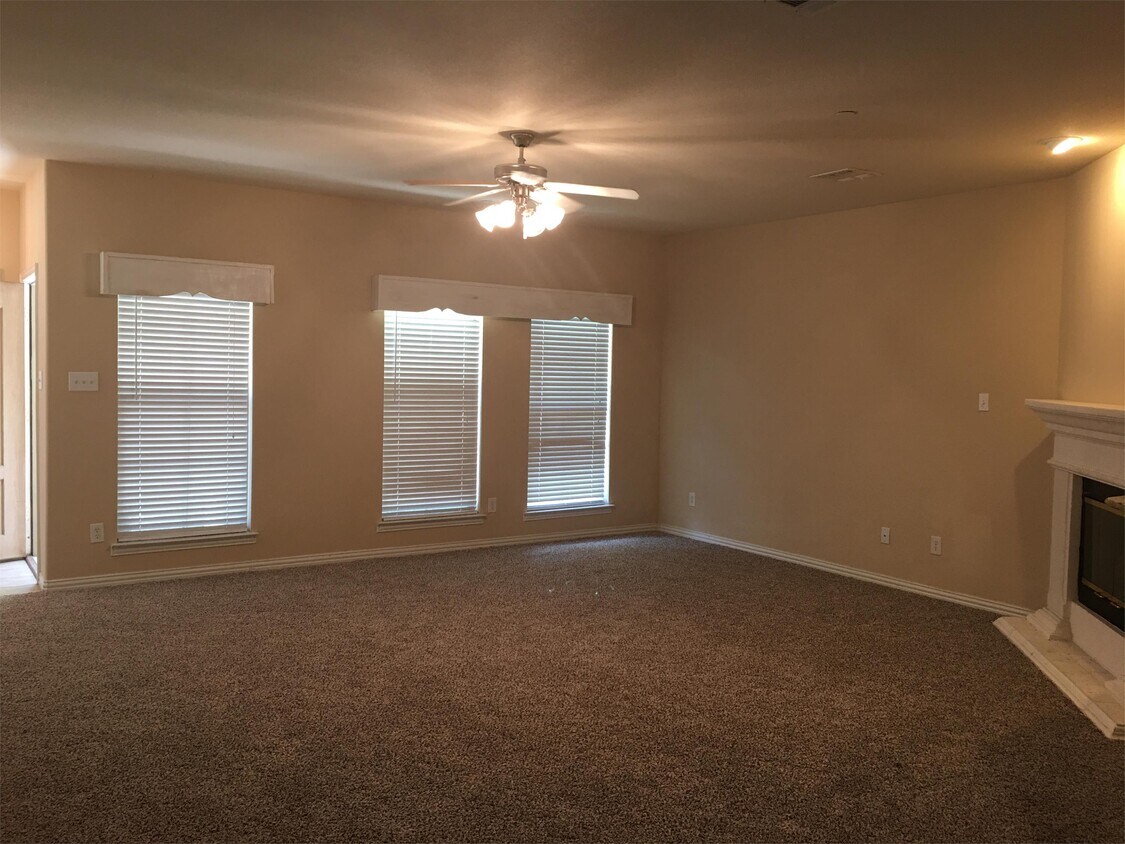 8928 Stargazer Dr, McKinney, TX 75070 Townhome Rentals in McKinney TX