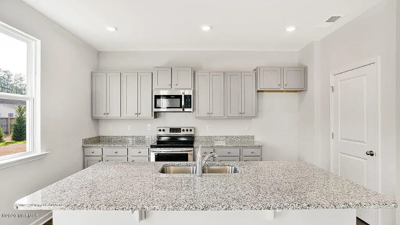 Foto principal - 5336 Black Oak Ct