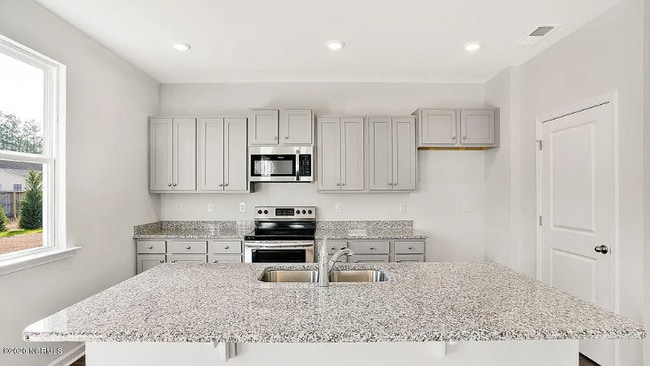 Building Photo - 5336 Black Oak Ct
