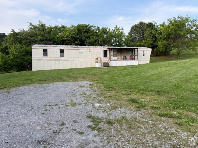 Building Photo - 12075 Central Pike