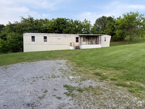 Building Photo - 12075 Central Pike